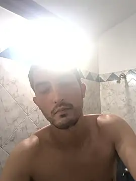 Ezequielggt online show from January 2026 11:29:02 PM