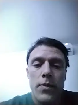 RAFAELQUINTEROSCAVALHEI online show from July 2026 09:39:02 PM
