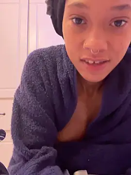 Snapshot of Tamiii420 chatting on July 2026 02:41:02 PM Tamiii420 online show from July 2026 02:41:02 PM