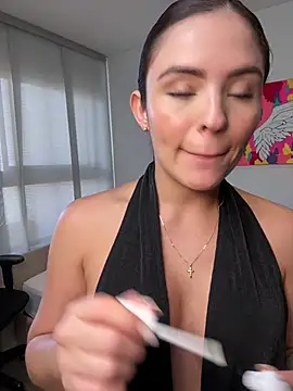 SofiaGomez444 online show from February 2026 04:01:01 PM