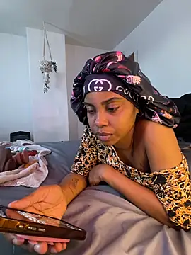 oshun6360 online show from April 2026 08:53:02 PM