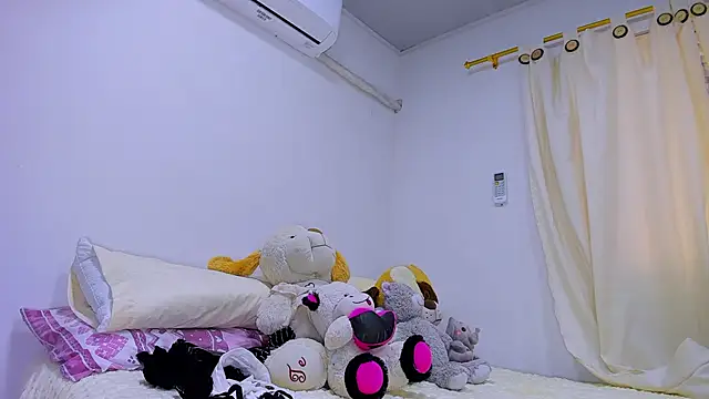 vennuss19 online show from March 2026 08:59:02 PM