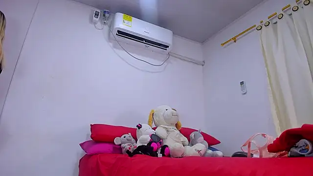 vennuss19 online show from April 2026 12:27:01 PM