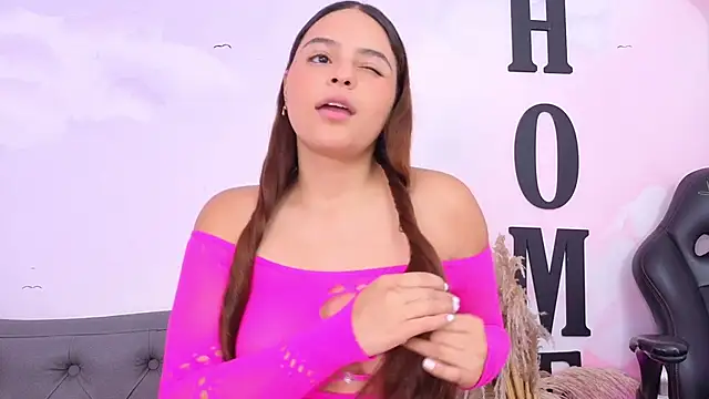 Snapshot of ArianaVyx chatting on January 2026 11:45:02 AM ArianaVyx online show from January 2026 11:45:02 AM