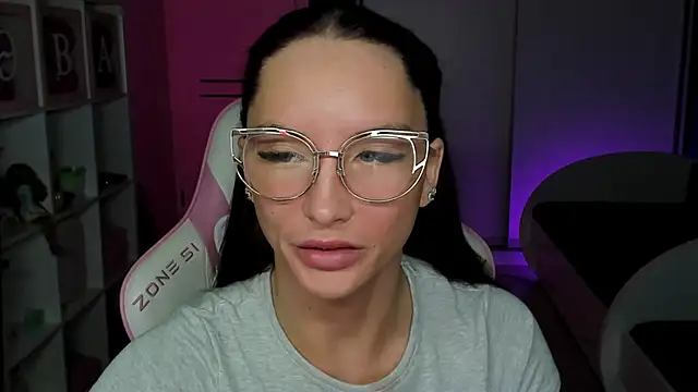 Snapshot of SibylVex chatting on January 2026 10:40:01 AM SibylVex online show from January 2026 10:40:01 AM