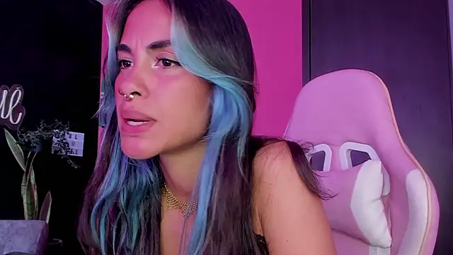 azula lillet online show from February 2026 03:27:02 PM