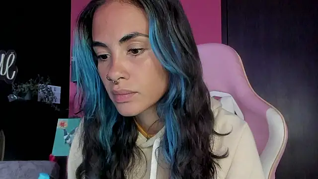 azula lillet online show from February 2026 08:29:02 PM