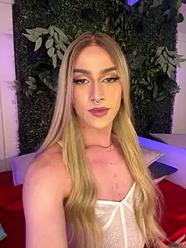 Snapshot of Alana_Stone chatting on January 2026 03:12:02 AM Alana Stone online show from January 2026 03:12:02 AM