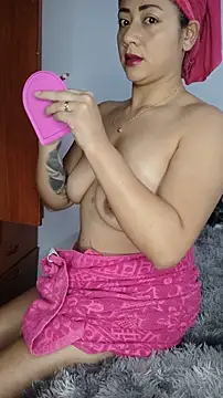 Girl kataleya10 online show from March 2026 11:56:02 PM