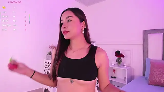 Leilafisherr online show from January 2026 01:27:02 PM