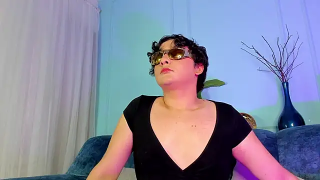 Nicki Ripperton online show from January 2026 08:33:01 PM