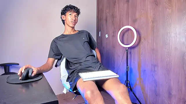 neitan miller  online show from February 2026 12:04:02 AM