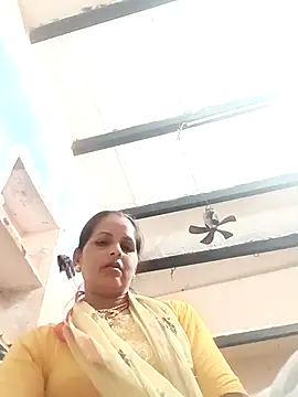 Hasmi hot09 online show from April 2026 04:46:02 PM