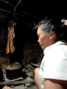 Snapshot of yu--yo chatting on March 2026 11:28:02 PM yu--yo online show from March 2026 11:28:02 PM