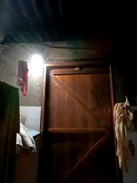 Snapshot of yu--yo chatting on April 2026 04:22:01 PM yu--yo online show from April 2026 04:22:01 PM