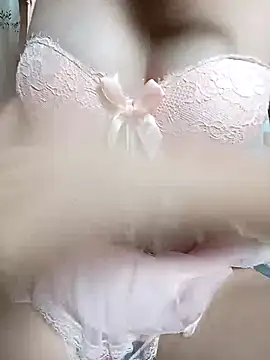 Snapshot of MiaBaba chatting on March 2026 08:03:01 PM MiaBaba online show from March 2026 08:03:01 PM