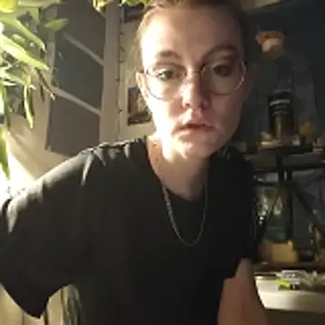 Shy Bamby online show from February 2026 10:18:01 PM