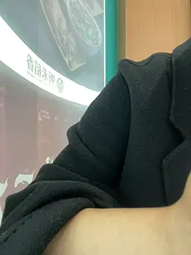 Snapshot of mi-ki1314 chatting on February 2026 04:01:02 AM mi-ki1314 online show from February 2026 04:01:02 AM