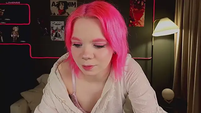 Waifu Ketrin online show from April 2026 07:00:01 AM