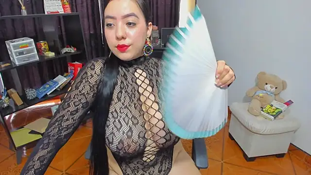 SophiiaRios  online show from February 2026 01:41:02 PM