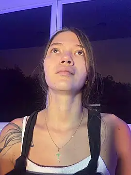 EmmaJhoons online show from February 2026 11:42:02 AM