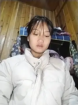 Snapshot of Hina2xx chatting on February 2026 03:05:02 AM Hina2xx online show from February 2026 03:05:02 AM