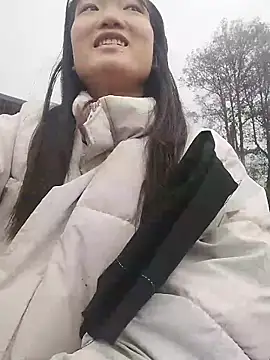 Snapshot of Hina2xx chatting on February 2026 02:53:01 AM Hina2xx online show from February 2026 02:53:01 AM