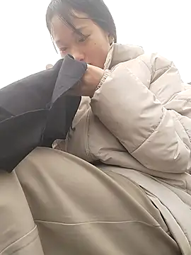 Snapshot of Hina2xx chatting on February 2026 06:22:01 AM Hina2xx online show from February 2026 06:22:01 AM