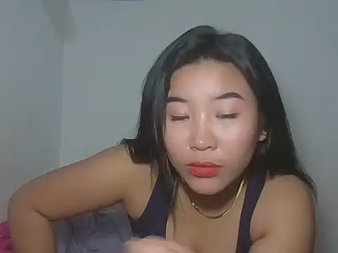 Snapshot of Zyeiii chatting on February 2026 04:33:01 PM Zyeiii online show from February 2026 04:33:01 PM