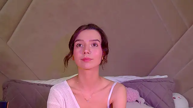 VanessaVienne online show from March 2026 04:32:01 PM