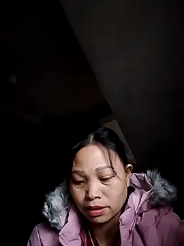 Snapshot of miray- chatting on February 2026 09:49:02 AM miray- online show from February 2026 09:49:02 AM