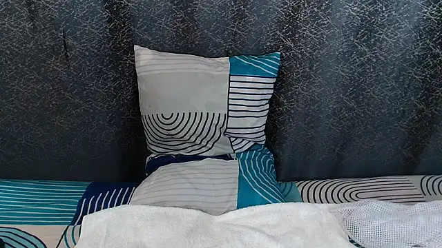 Amanda April online show from March 2026 06:44:02 PM