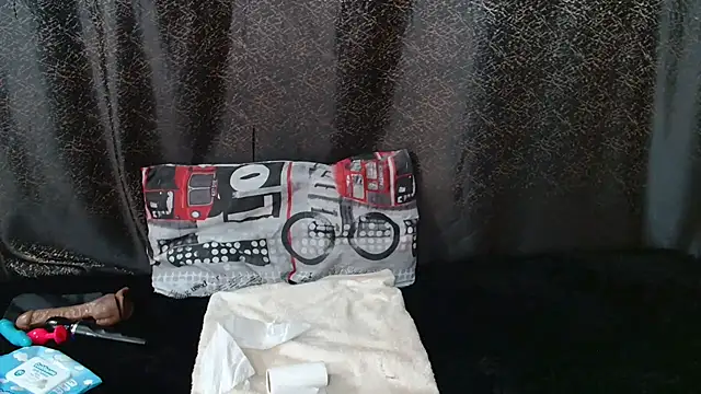 Amanda April online show from March 2026 06:02:02 PM