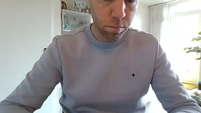 Snapshot of Vector1982 chatting on February 2026 10:43:01 AM Vector1982 online show from February 2026 10:43:01 AM