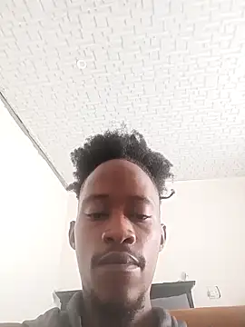 Snapshot of Winterslender chatting on February 2026 08:33:01 AM Winterslender online show from February 2026 08:33:01 AM