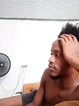 Snapshot of Winterslender chatting on February 2026 03:12:01 PM Winterslender online show from February 2026 03:12:01 PM