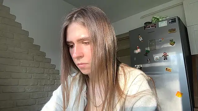 ElsieKuhlmann online show from April 2026 03:35:02 PM