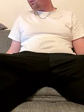 Snapshot of Fat__Slut chatting on January 2026 05:18:01 PM Fat Slut online show from January 2026 05:18:01 PM