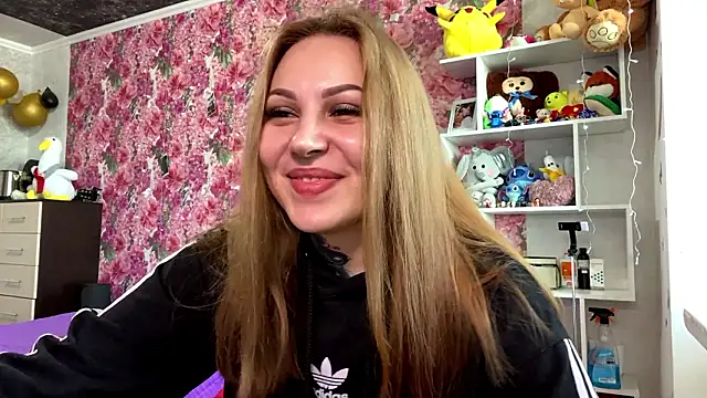 TraciBallena online show from February 2026 09:08:01 AM