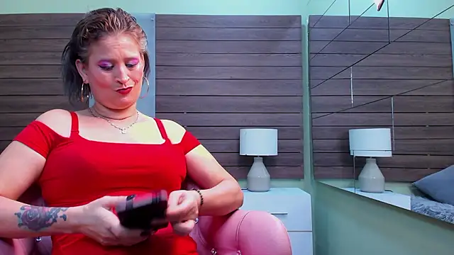 Hadde multisquirt online show from March 2026 12:00:02 PM