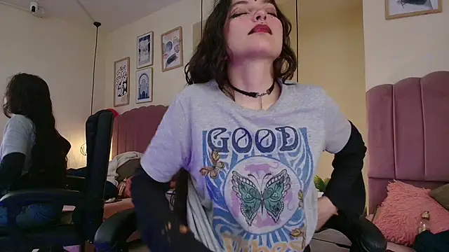 Hanabie  online show from March 2026 03:19:01 AM