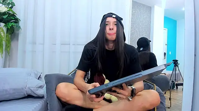 ViictoriiaSaenz online show from February 2026 03:47:01 AM