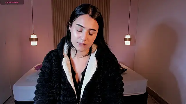 Brendajennerr online show from February 2026 03:57:01 AM