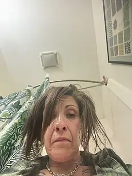 Snapshot of Karmab69 chatting on April 2026 05:52:01 AM Karmab69 online show from April 2026 05:52:01 AM