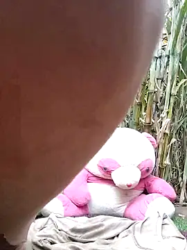 Snapshot of leona118 chatting on February 2026 01:20:02 AM leona118 online show from February 2026 01:20:02 AM