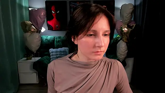 KikaOsterman online show from March 2026 12:11:01 PM