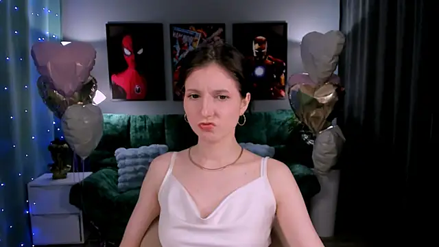 KikaOsterman online show from March 2026 12:13:01 PM