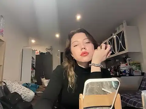 Snapshot of Luxerin chatting on March 2026 05:26:01 PM Luxerin online show from March 2026 05:26:01 PM