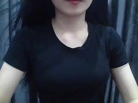 Snapshot of berry_alma06 chatting on July 2026 02:33:01 PM berry alma06 online show from July 2026 02:33:01 PM