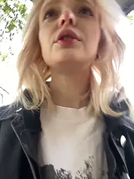 aka Blonde online show from May 2026 07:59:02 AM
